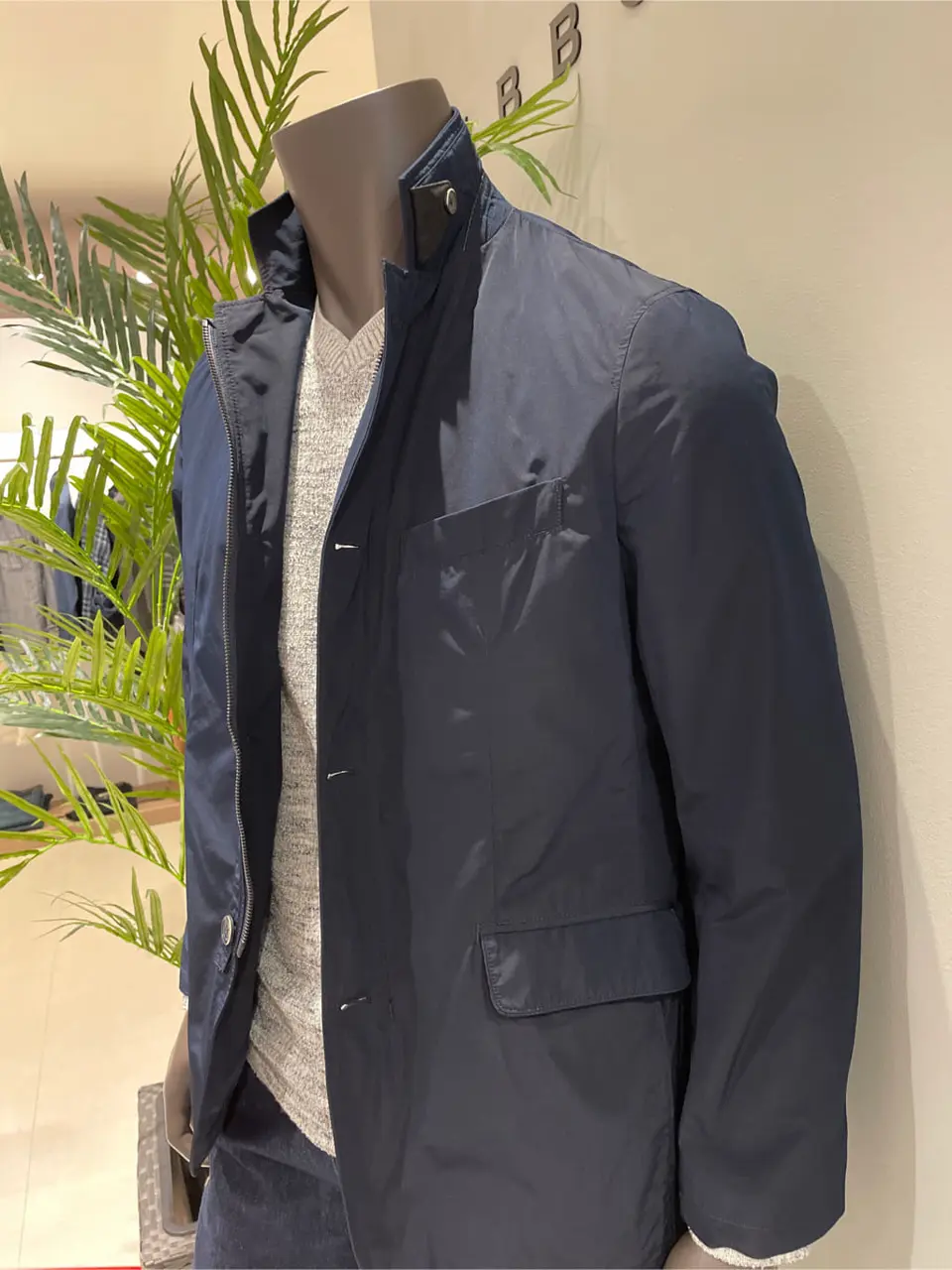 JOSEPH ABBOUD 伊津野 コーディネート画像