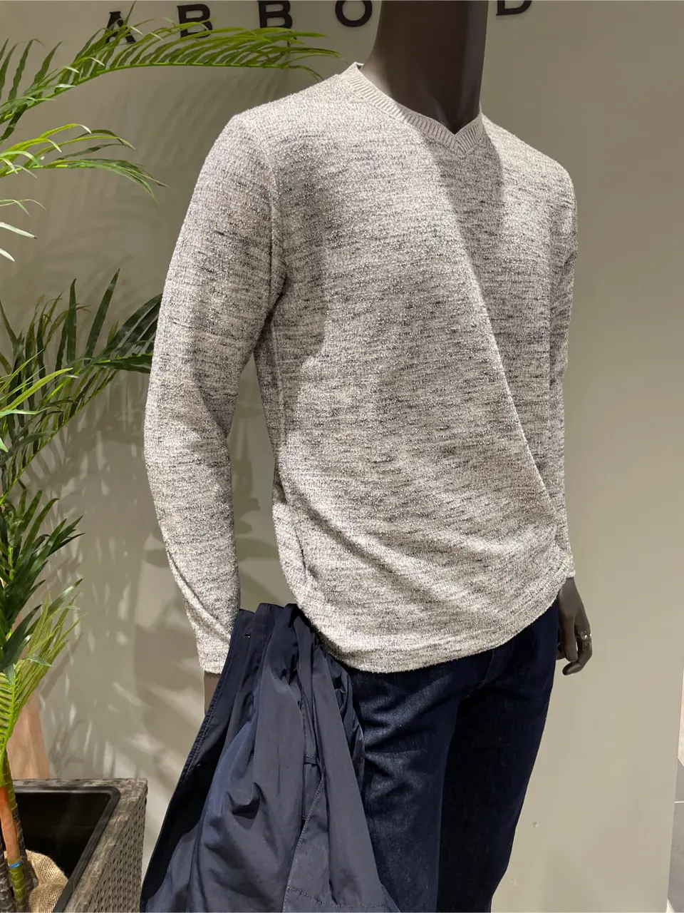 JOSEPH ABBOUD 伊津野 コーディネート画像