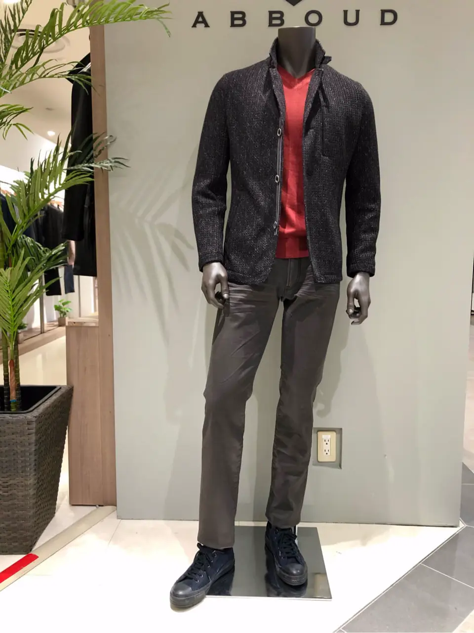 JOSEPH ABBOUD 川田 コーディネート画像