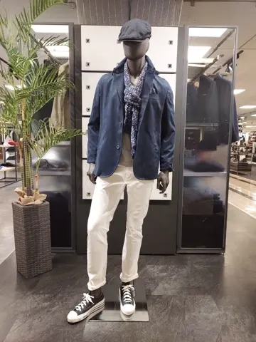 JOSEPH ABBOUD 宮下 コーディネート画像