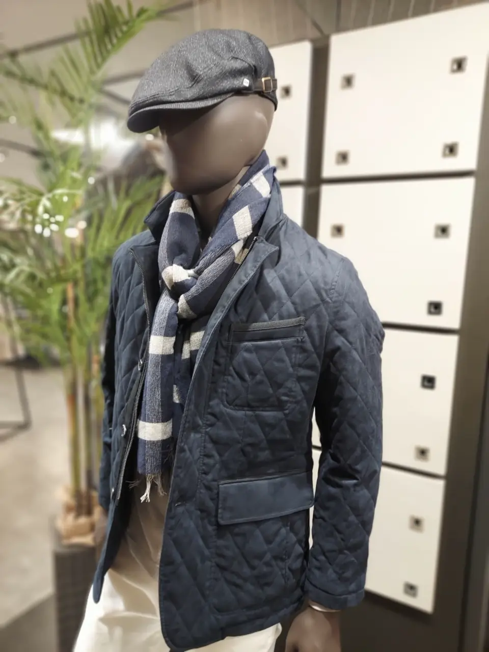 JOSEPH ABBOUD 宮下 コーディネート画像