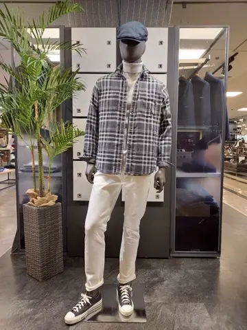 JOSEPH ABBOUD 宮下 コーディネート画像