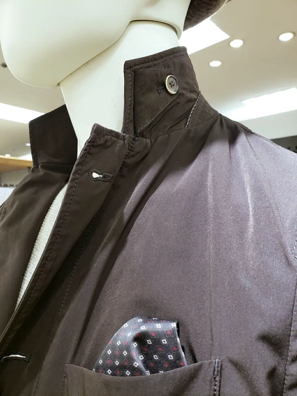 JOSEPH ABBOUD 中西 コーディネート画像