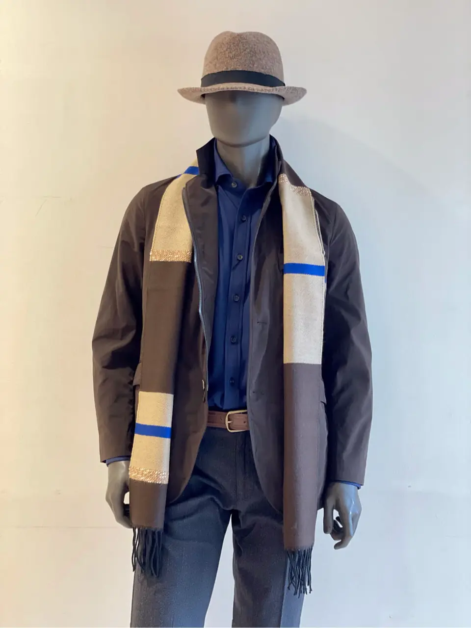 JOSEPH ABBOUD 金本 コーディネート画像