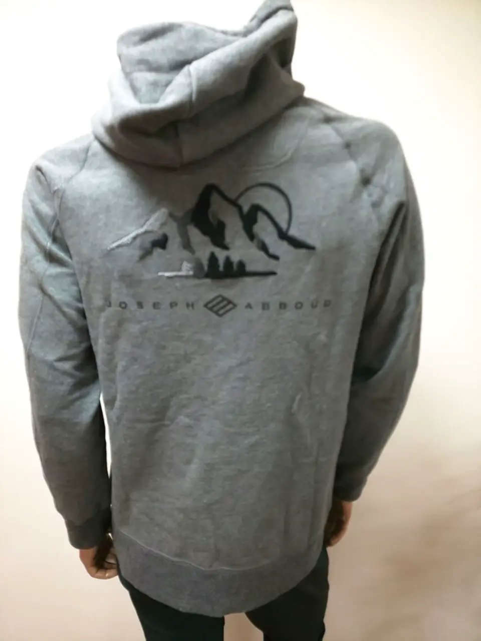 JOSEPH ABBOUD 斉藤 コーディネート画像