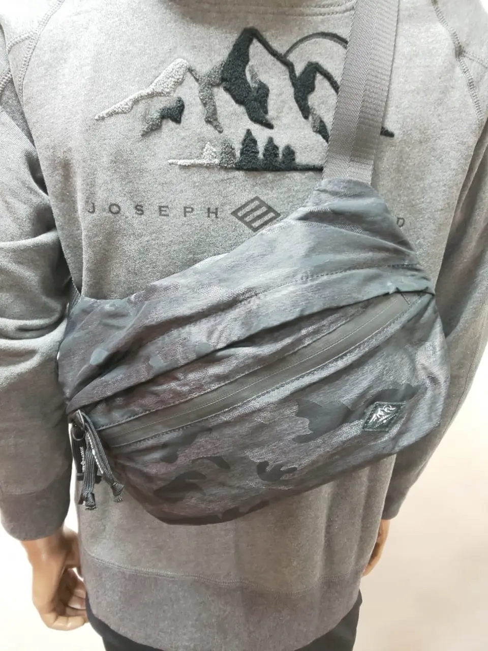 JOSEPH ABBOUD 斉藤 コーディネート画像