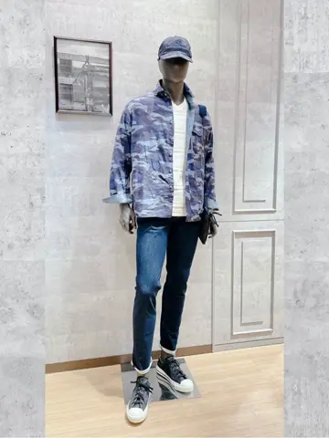 JOSEPH ABBOUD 二澤 コーディネート画像