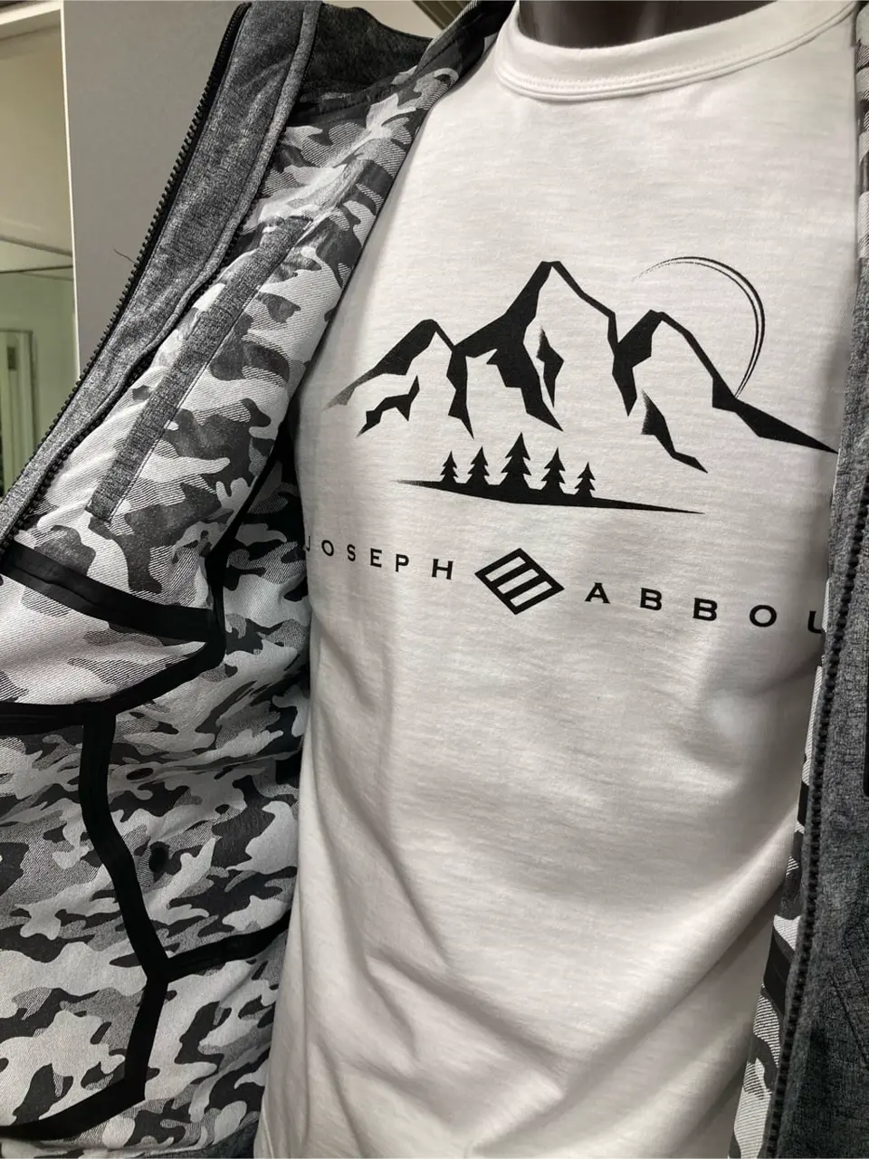 JOSEPH ABBOUD 高橋 コーディネート画像