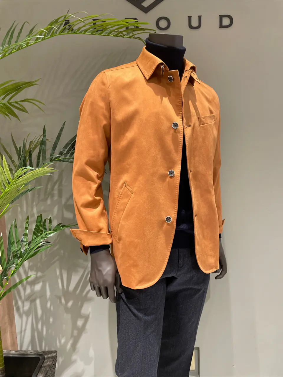 JOSEPH ABBOUD 伊津野 コーディネート画像