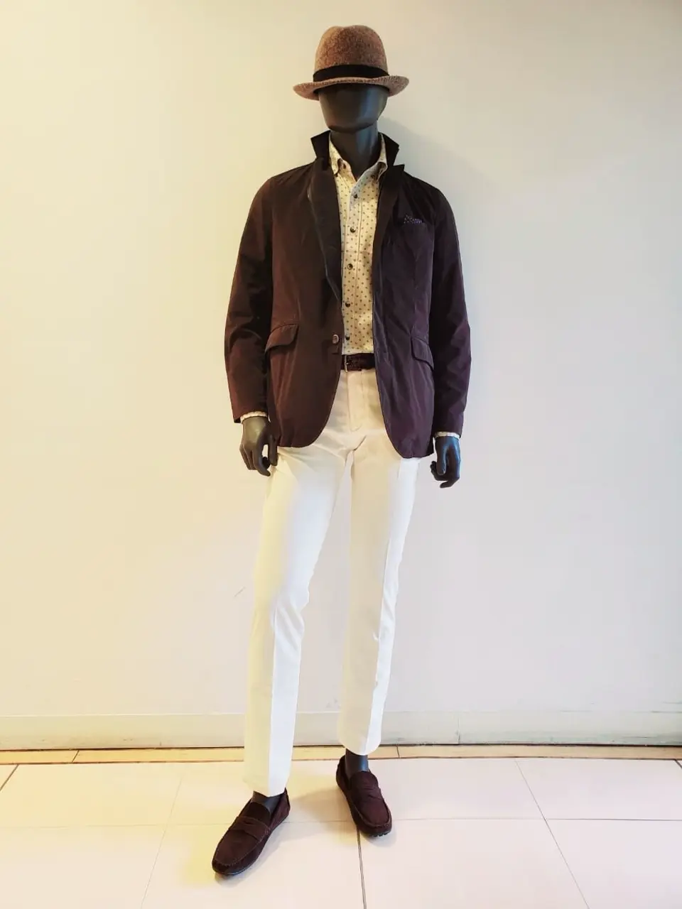 JOSEPH ABBOUD 亀井 コーディネート画像