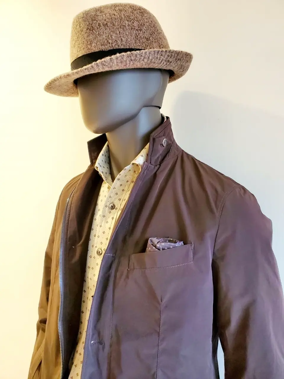 JOSEPH ABBOUD 亀井 コーディネート画像