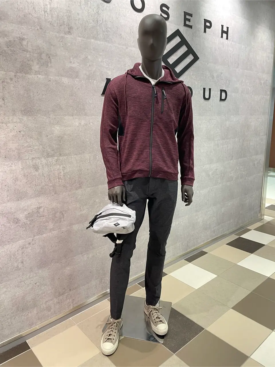  東　 コーディネート画像