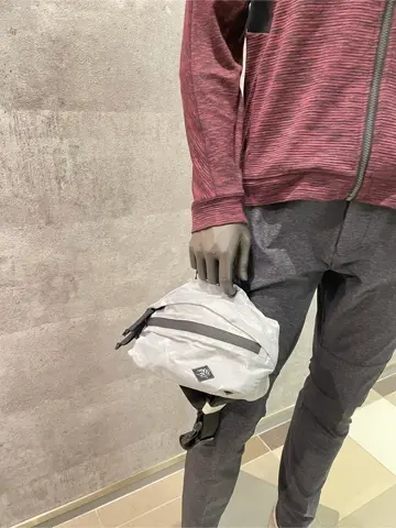 JOSEPH ABBOUD 東　 コーディネート画像