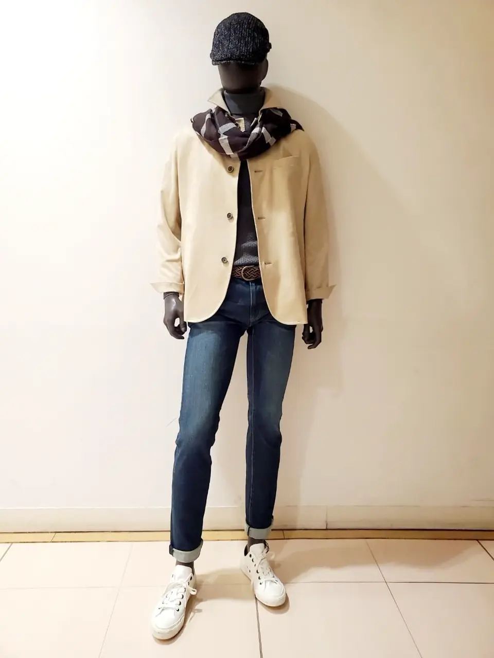 JOSEPH ABBOUD 亀井 コーディネート画像