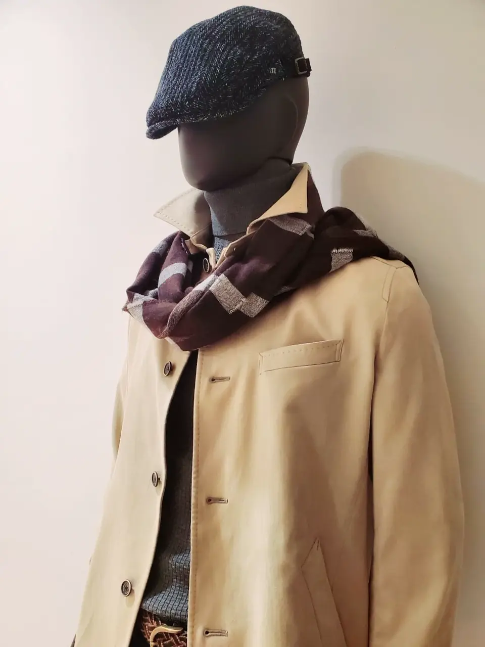 JOSEPH ABBOUD 亀井 コーディネート画像