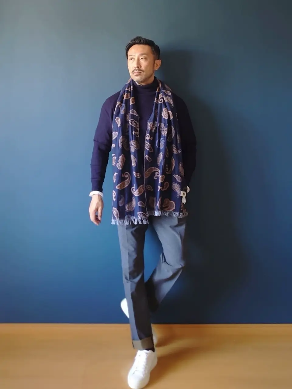 JOSEPH ABBOUD 安東 コーディネート画像