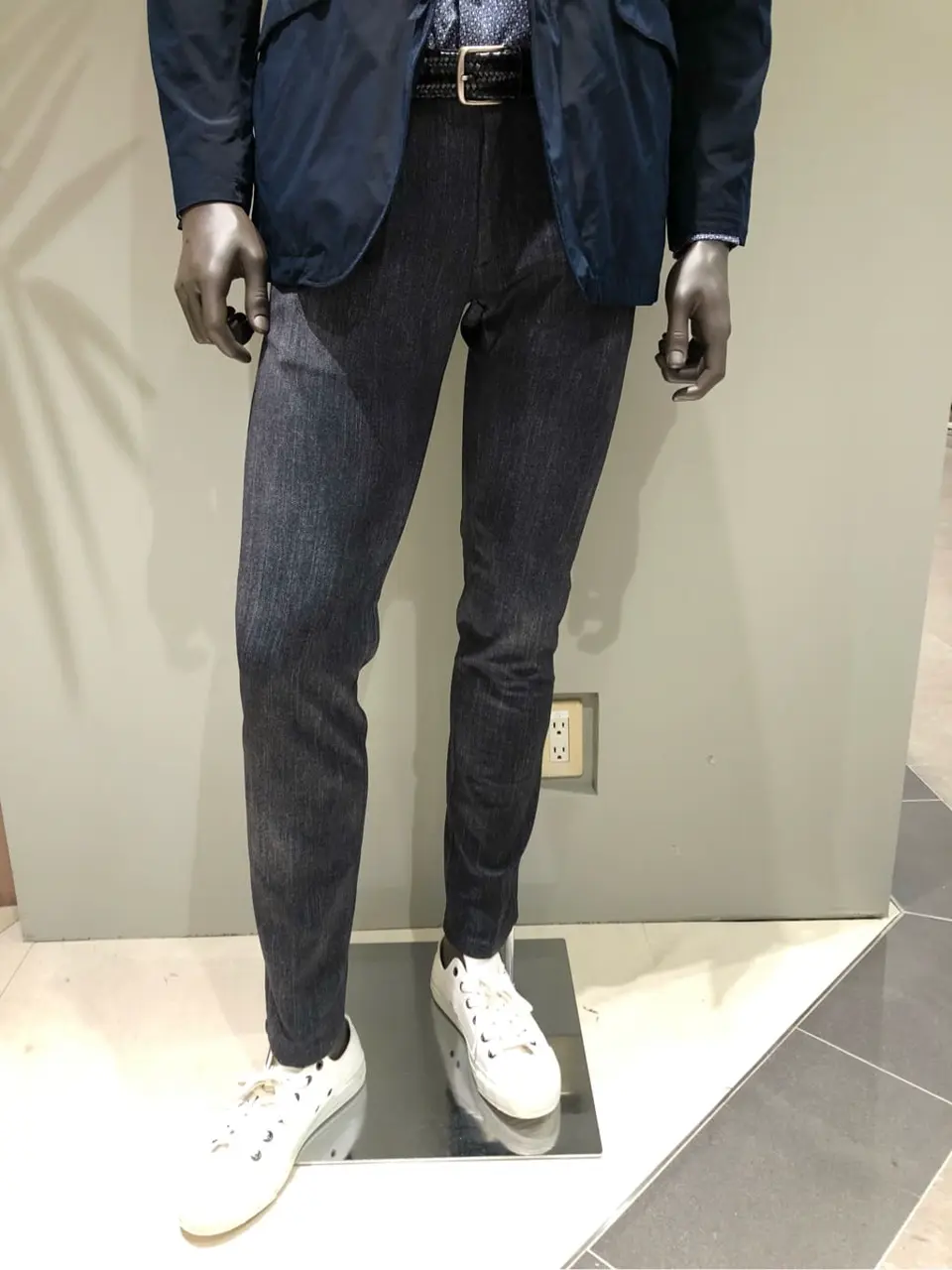 JOSEPH ABBOUD 川田 コーディネート画像