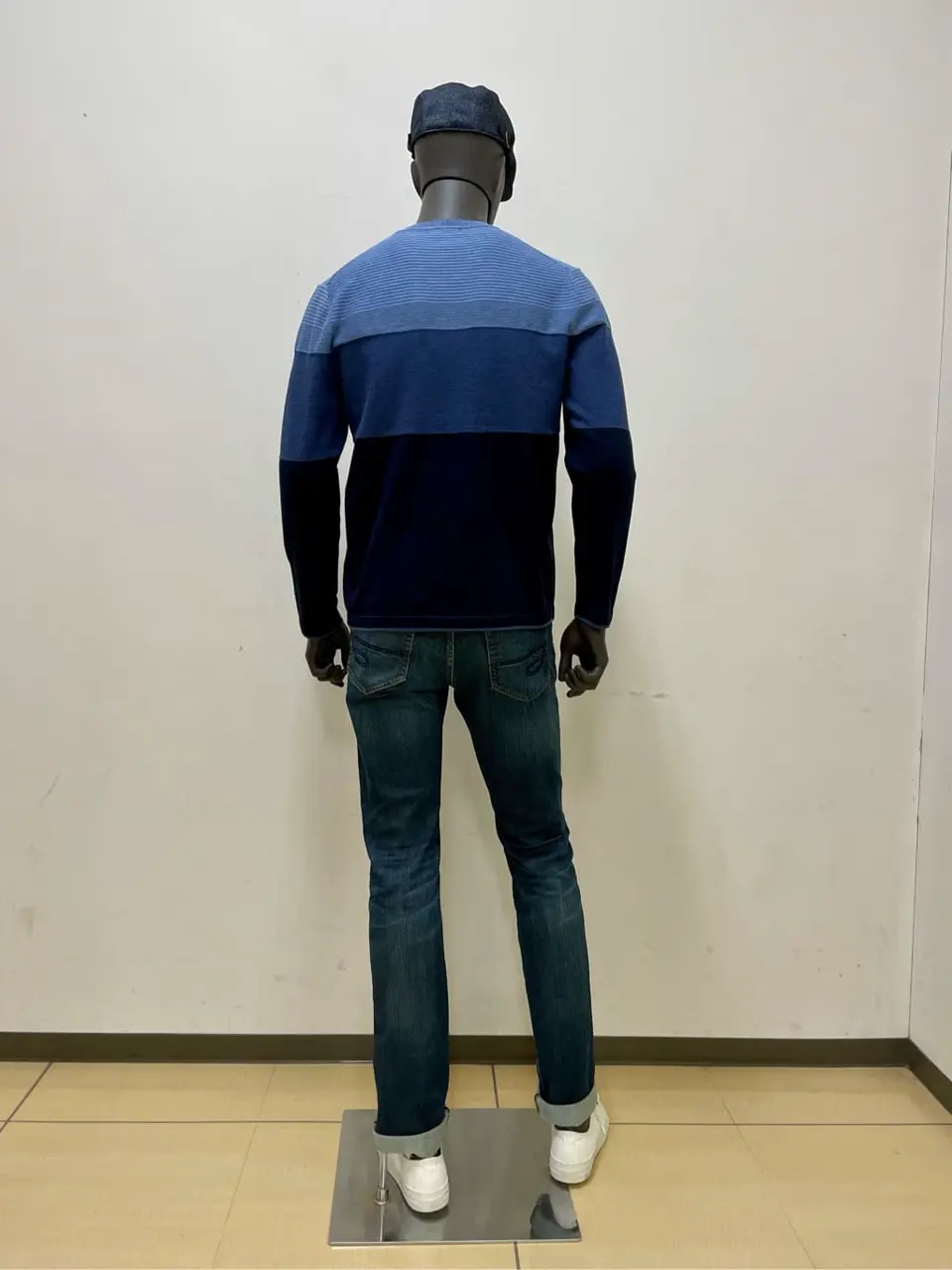 JOSEPH ABBOUD 金本 コーディネート画像