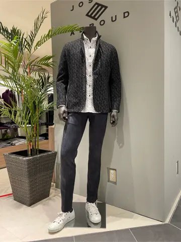 JOSEPH ABBOUD 伊津野 コーディネート画像