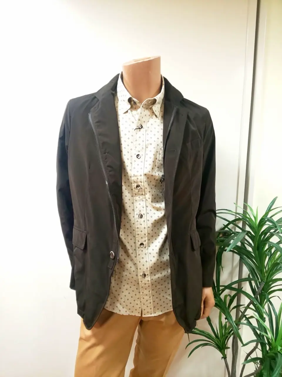 JOSEPH ABBOUD 斉藤 コーディネート画像