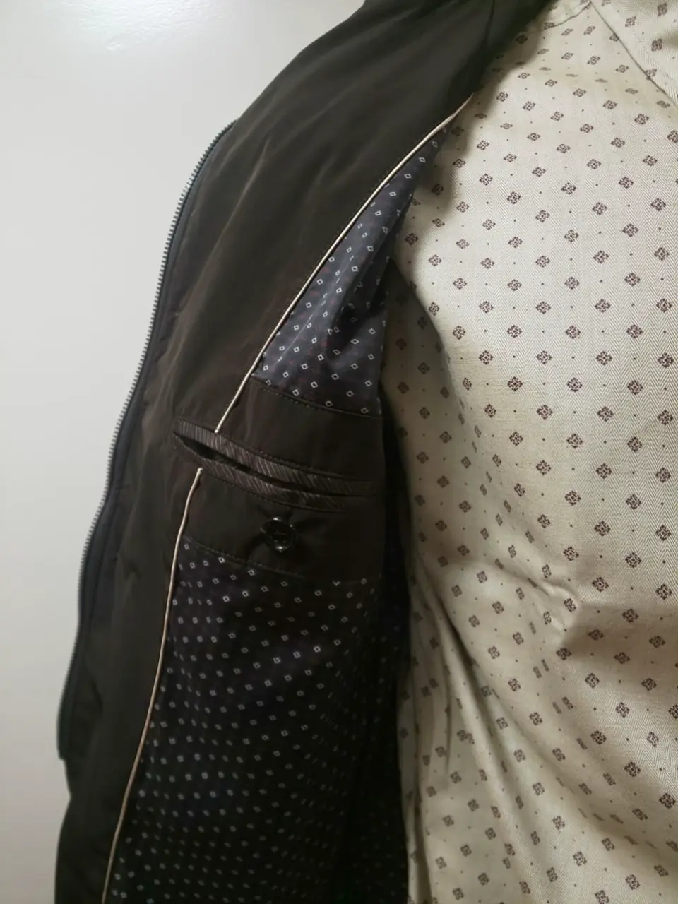 JOSEPH ABBOUD 斉藤 コーディネート画像