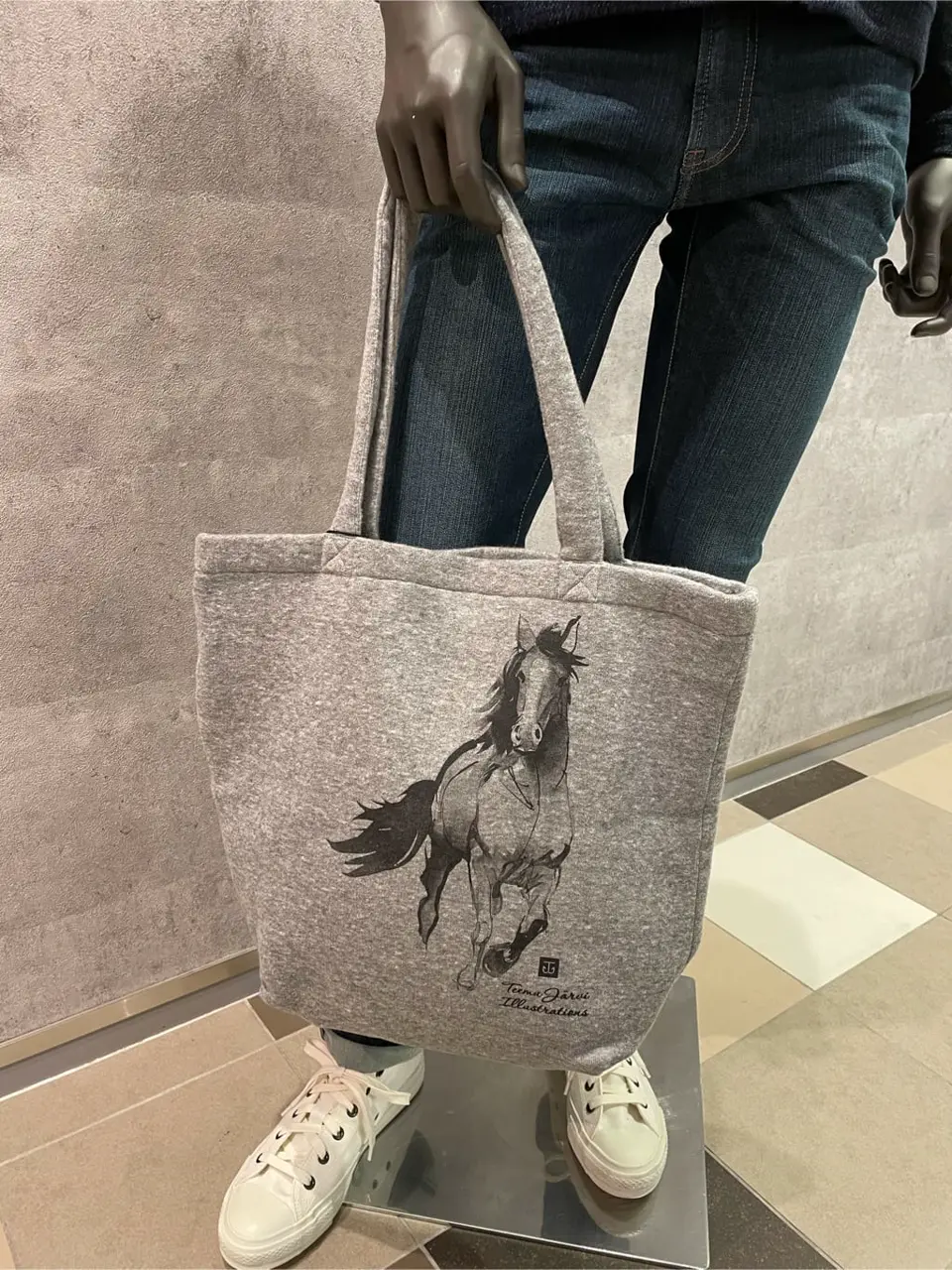 JOSEPH ABBOUD 東　 コーディネート画像