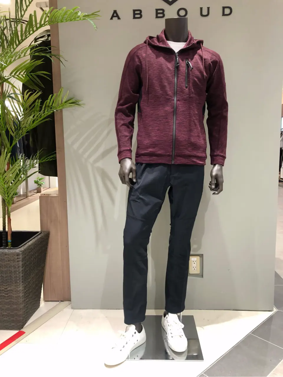 JOSEPH ABBOUD 川田 コーディネート画像