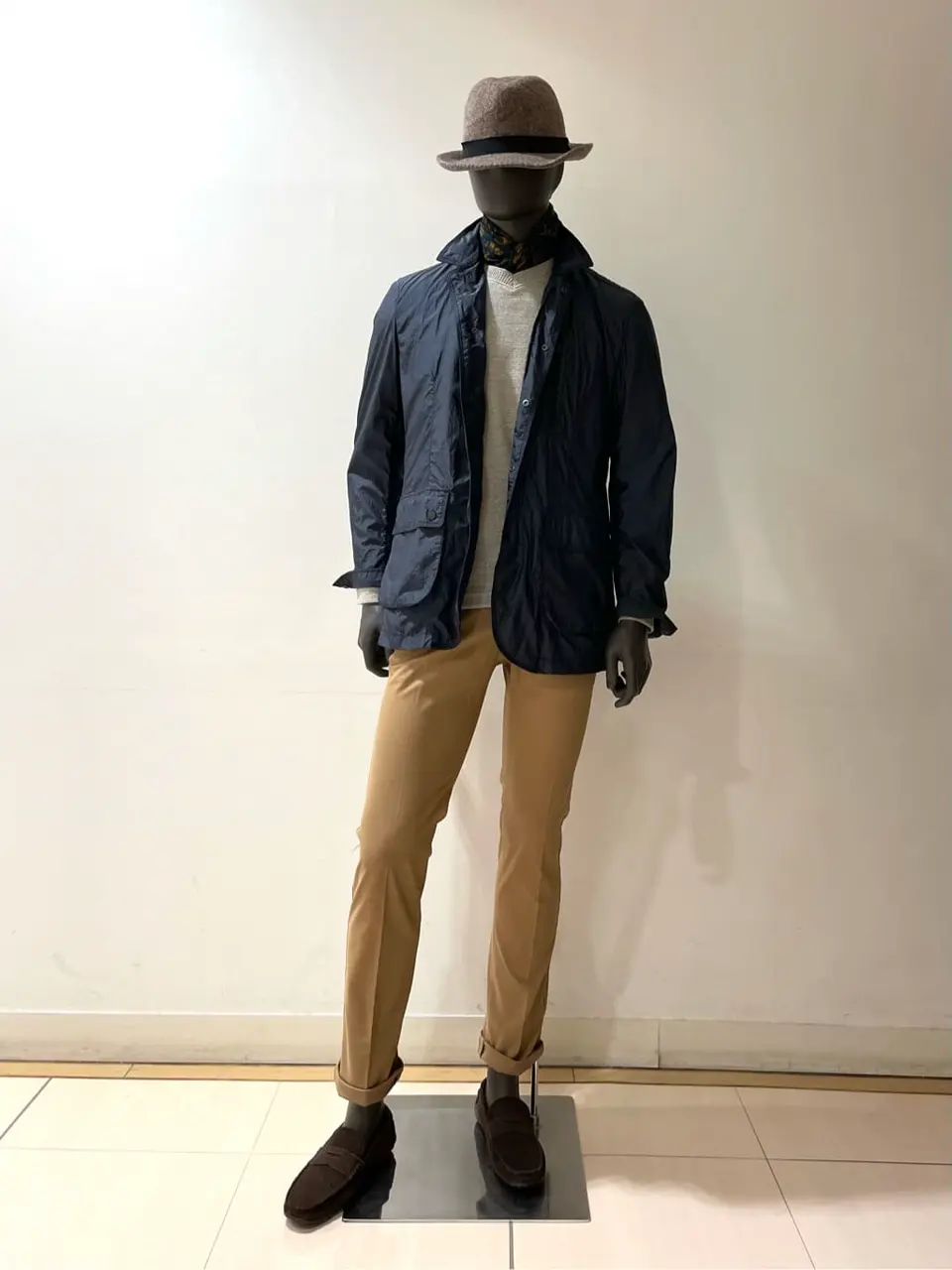 JOSEPH ABBOUD 金本 コーディネート画像