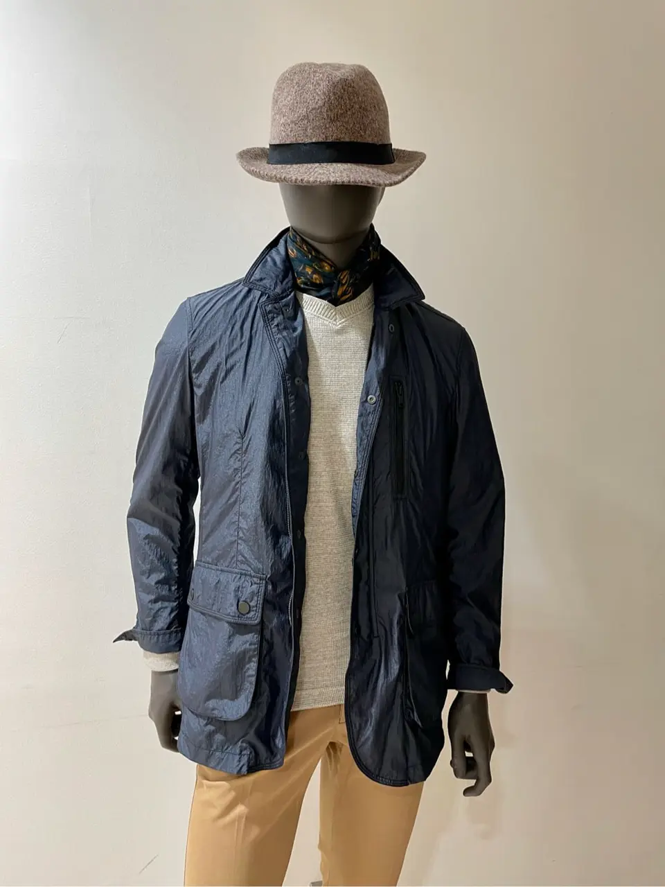 JOSEPH ABBOUD 金本 コーディネート画像