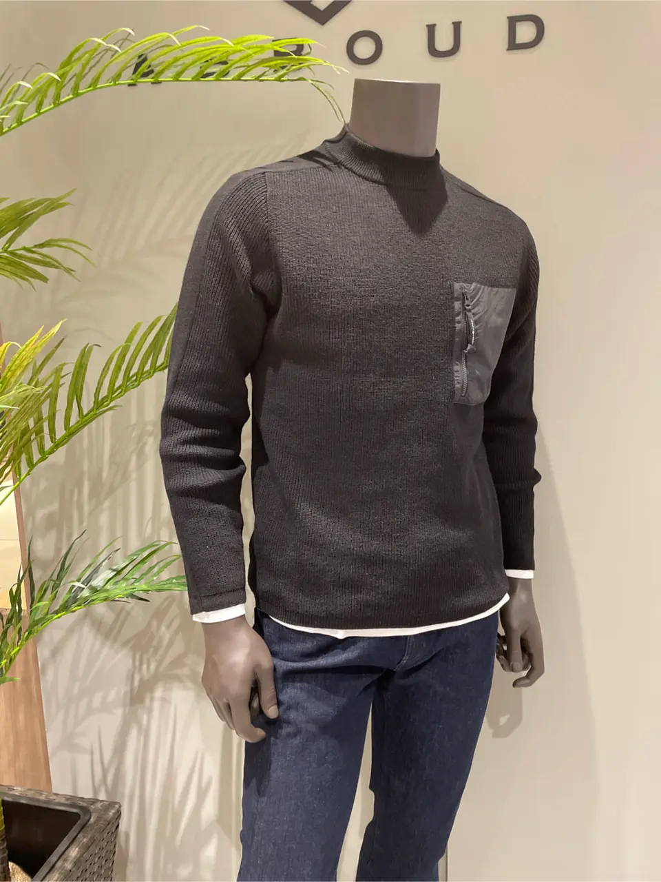 JOSEPH ABBOUD 伊津野 コーディネート画像