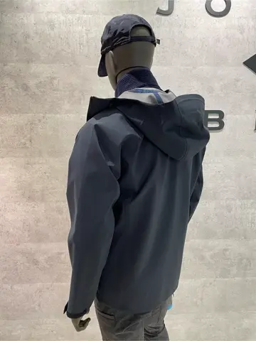 JOSEPH ABBOUD 東　 コーディネート画像