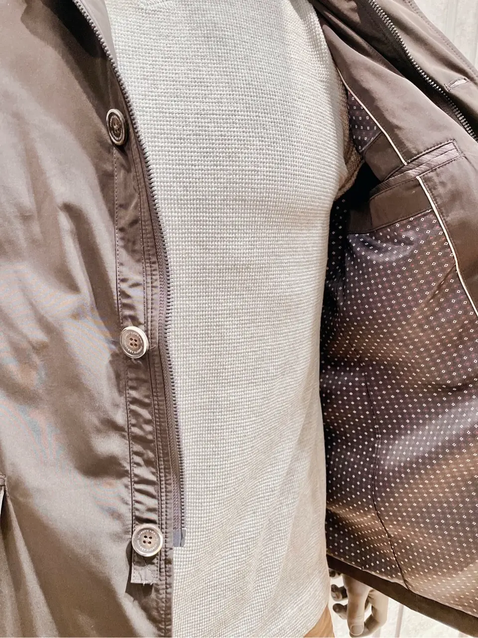 JOSEPH ABBOUD 二澤 コーディネート画像