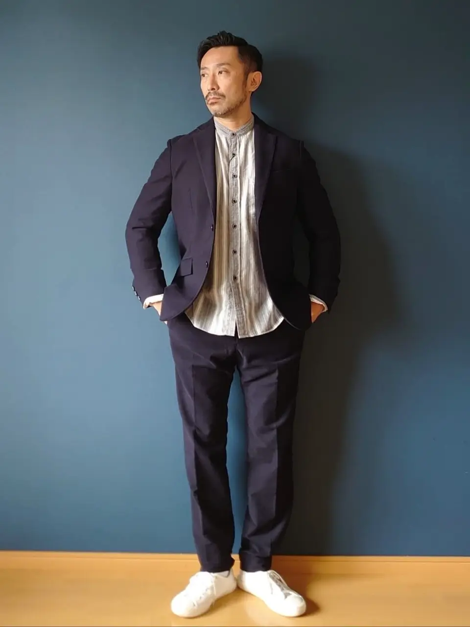 JOSEPH ABBOUD 安東 コーディネート画像