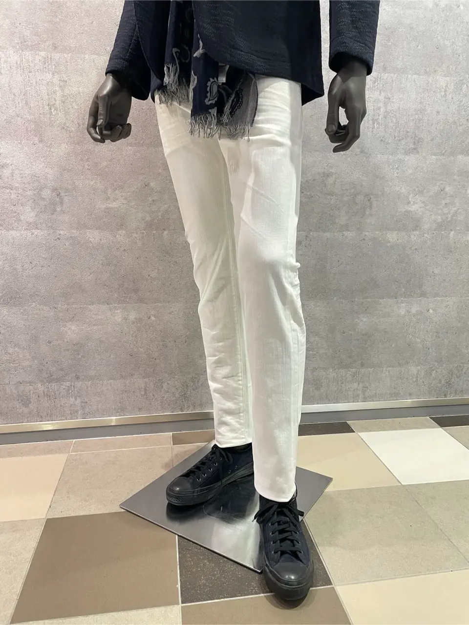 JOSEPH ABBOUD 東　 コーディネート画像