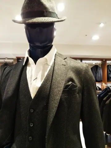 JOSEPH ABBOUD 鈴木 コーディネート画像