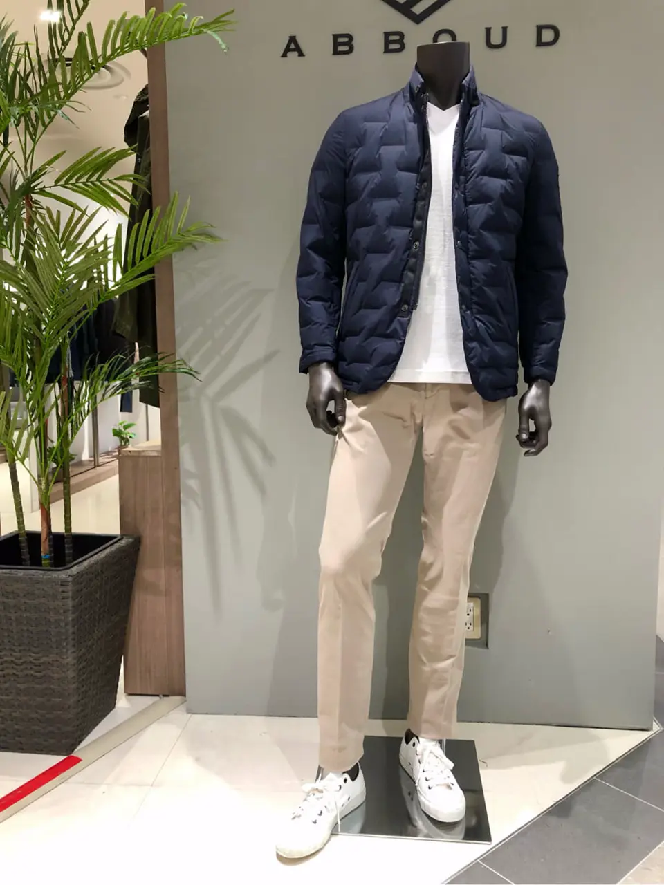 JOSEPH ABBOUD 川田 コーディネート画像