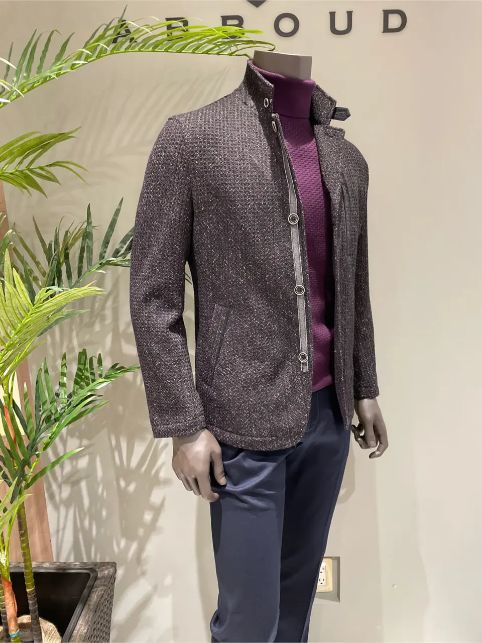 JOSEPH ABBOUD 伊津野 コーディネート画像