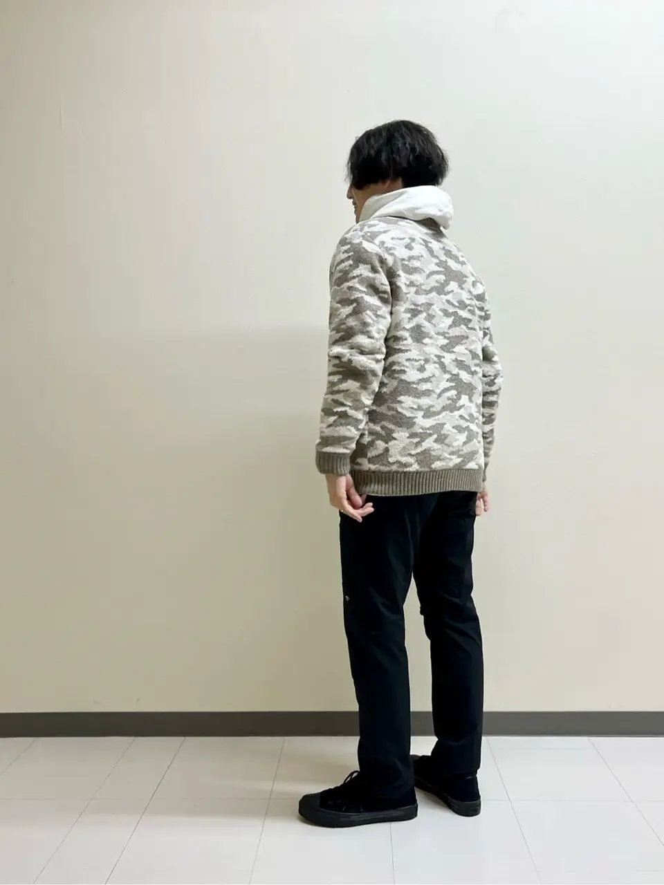 JOSEPH ABBOUD 板屋 コーディネート画像