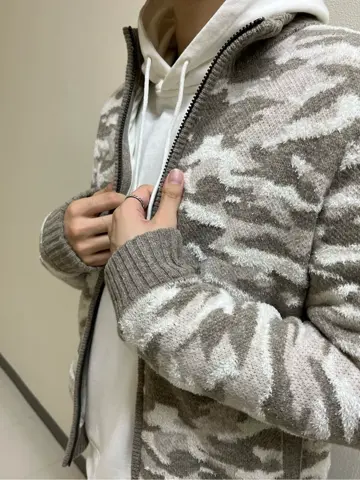 JOSEPH ABBOUD 板屋 コーディネート画像