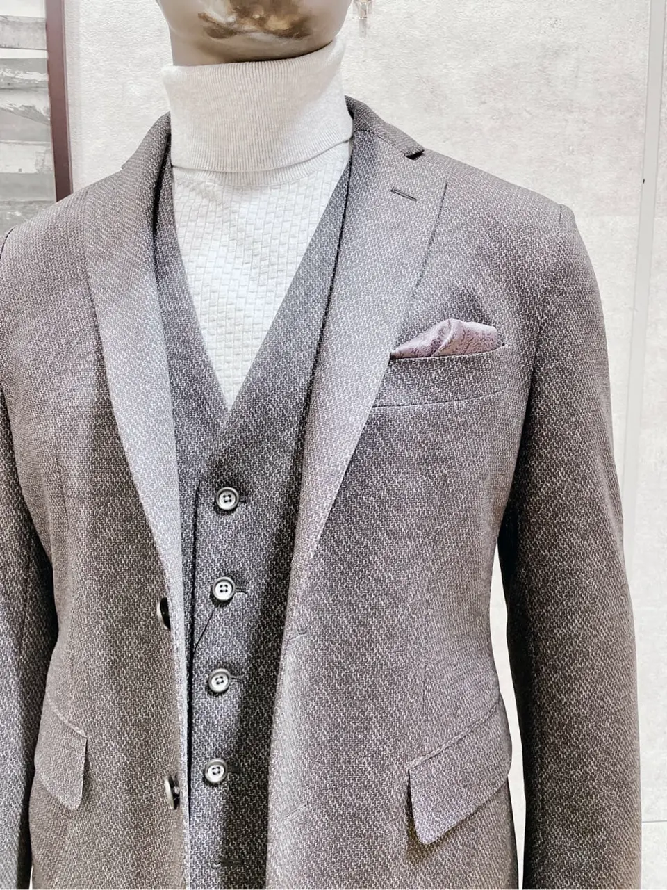 JOSEPH ABBOUD 二澤 コーディネート画像