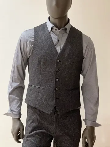 JOSEPH ABBOUD 金本 コーディネート画像