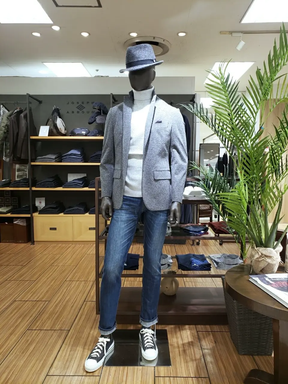  中西 コーディネート画像