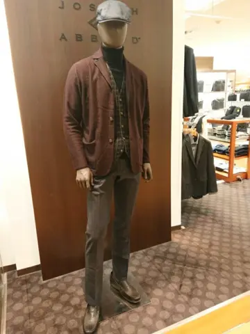 JOSEPH ABBOUD スタッフ コーディネート画像