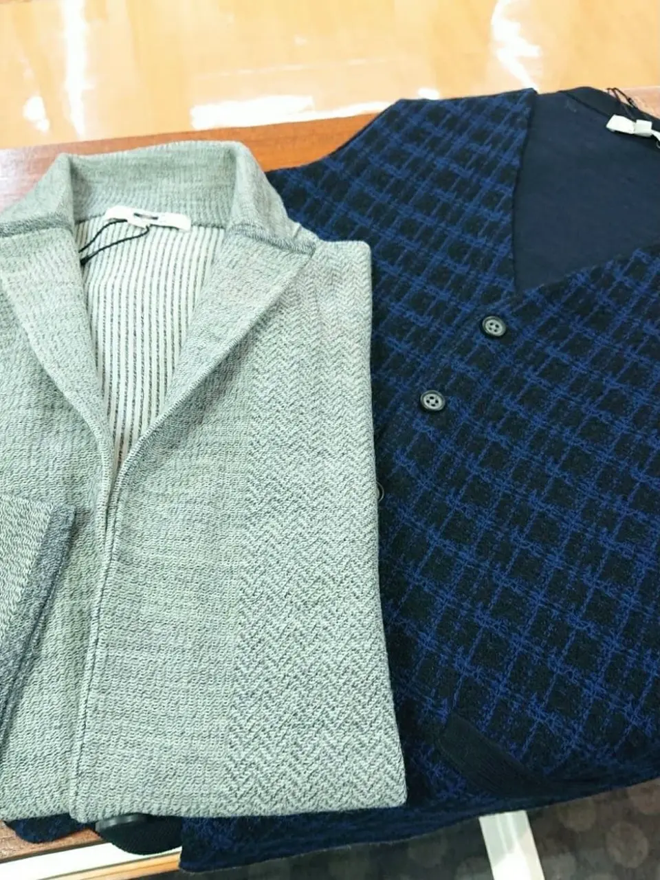 JOSEPH ABBOUD スタッフ コーディネート画像