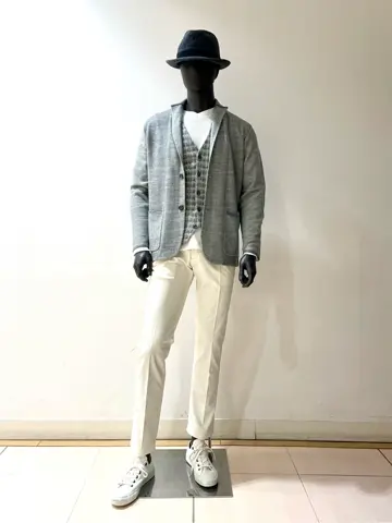 JOSEPH ABBOUD 金本 コーディネート画像