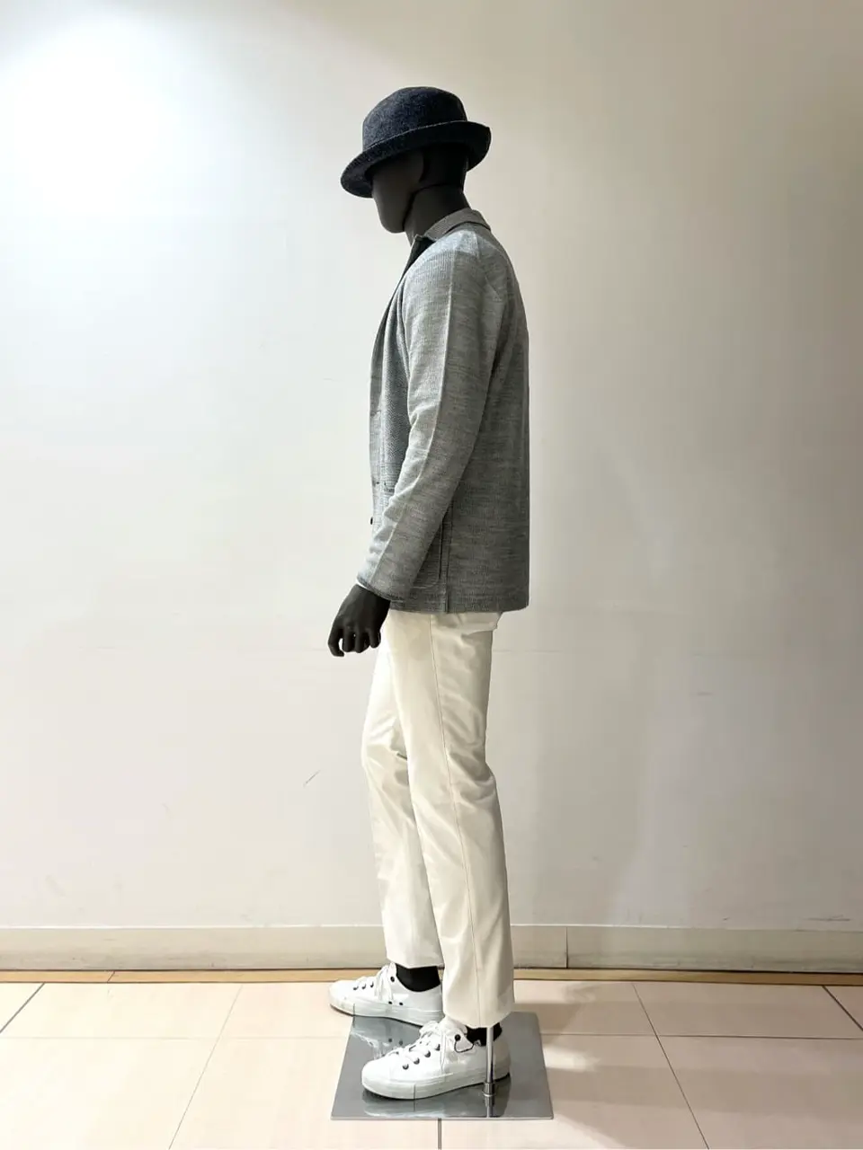 JOSEPH ABBOUD 金本 コーディネート画像