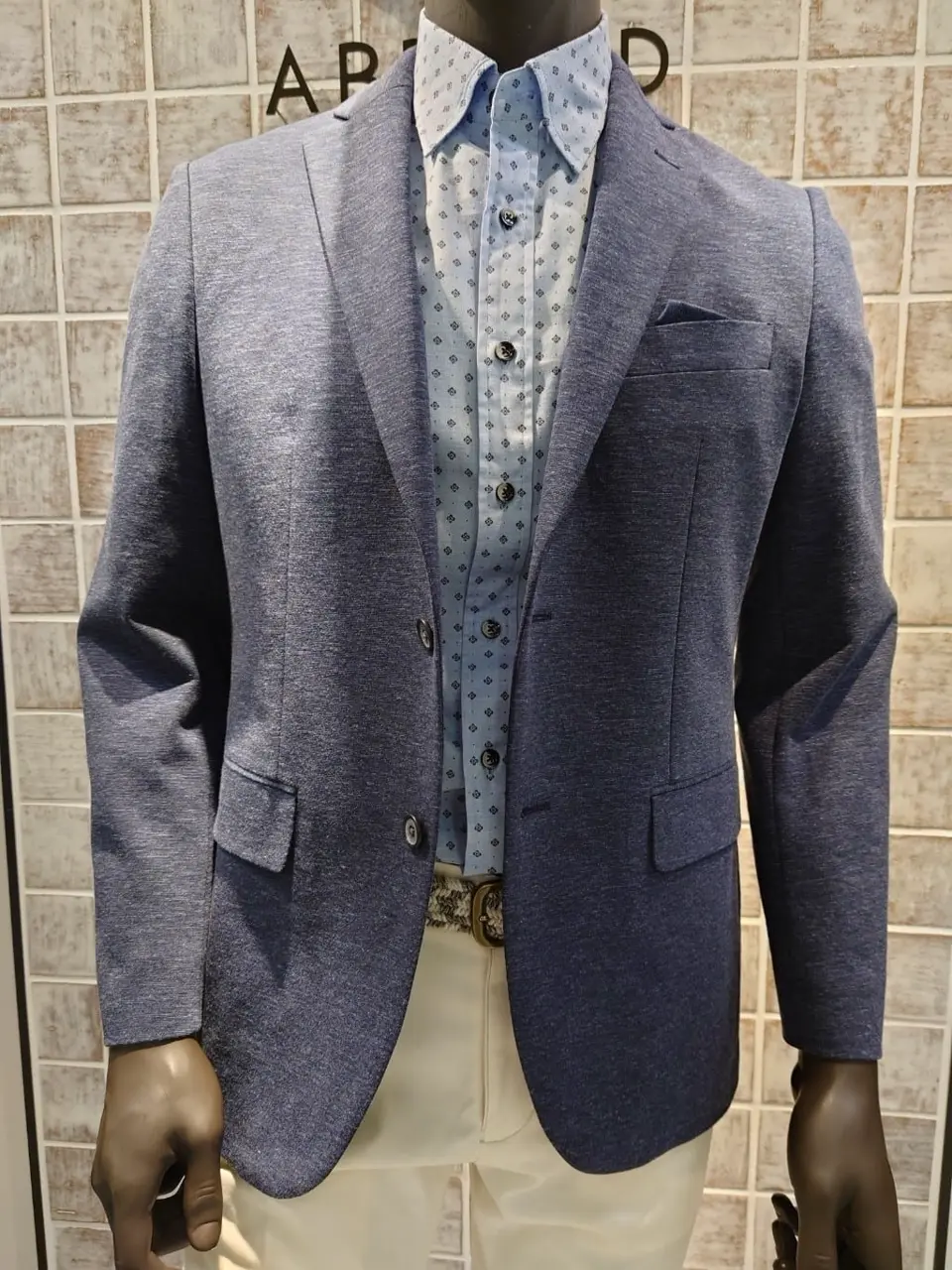 JOSEPH ABBOUD 大橋 コーディネート画像