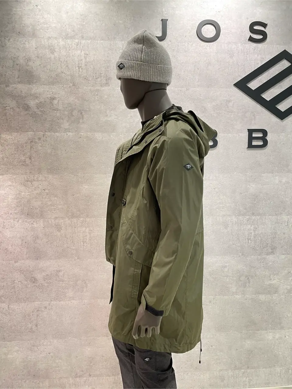 JOSEPH ABBOUD 東　 コーディネート画像