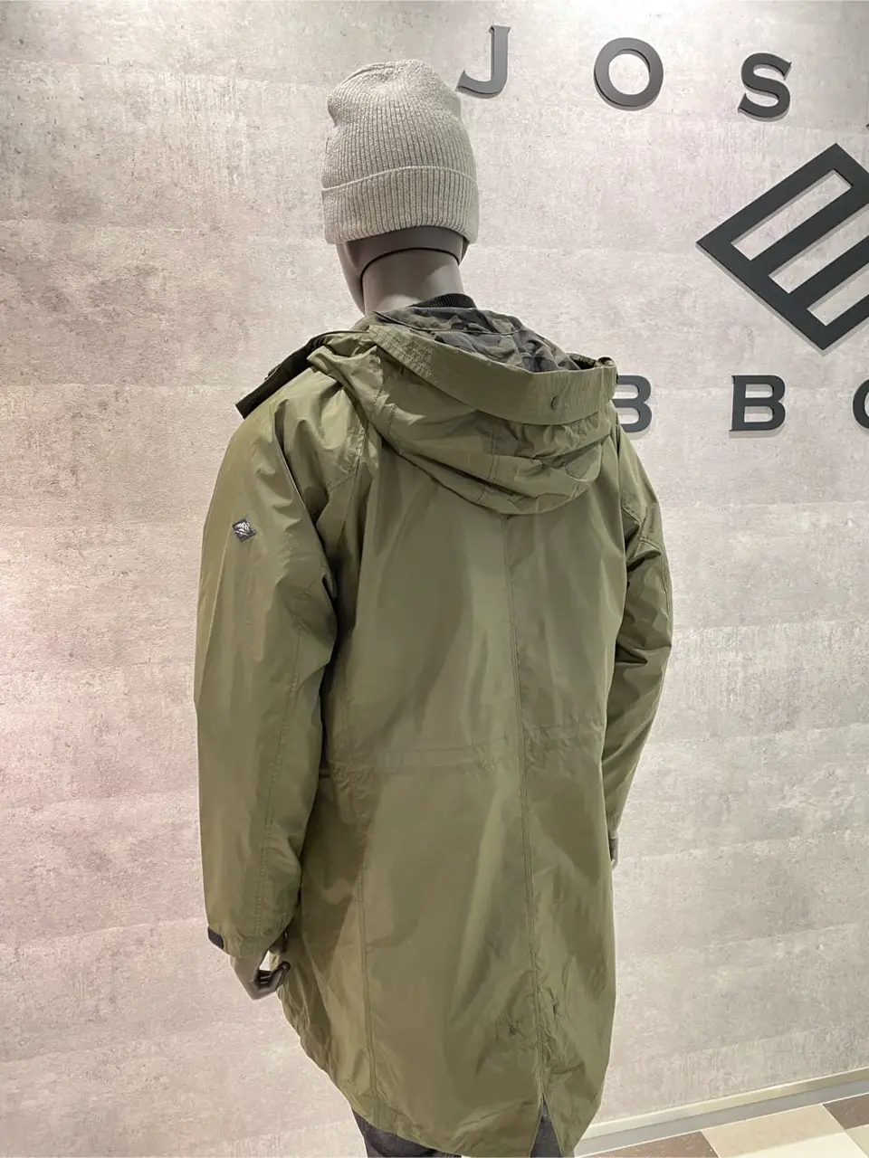 JOSEPH ABBOUD 東　 コーディネート画像