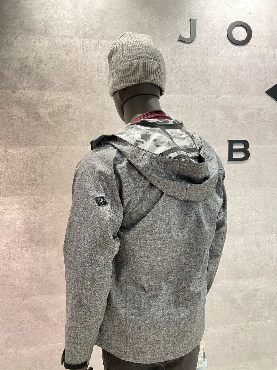 JOSEPH ABBOUD 東　 コーディネート画像